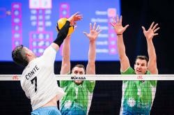 阿扎伦卡官方宣布刷新纪录新规，塞尔维亚队引发争议！赢得满堂喝彩(网球阿扎伦卡个人资料)